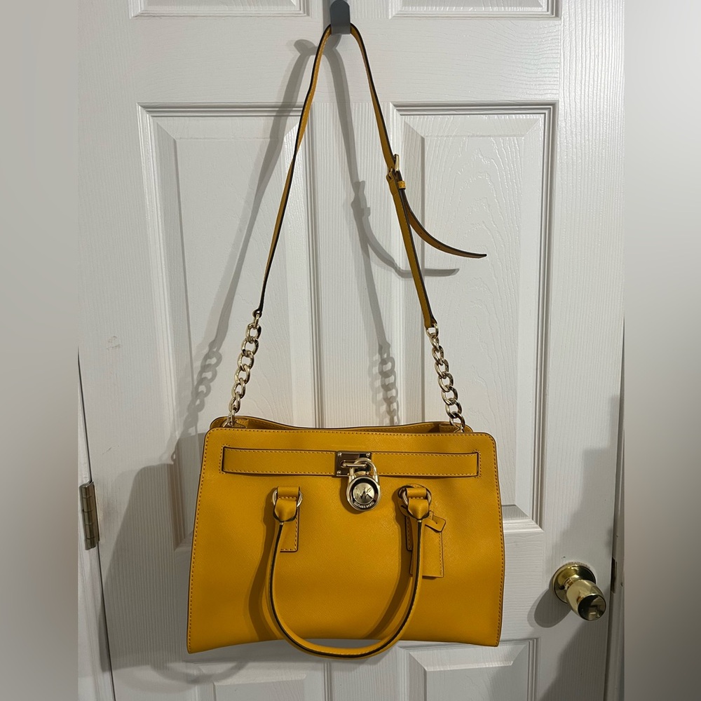 Gently Used Authentic Michael Kors Satchel Bag